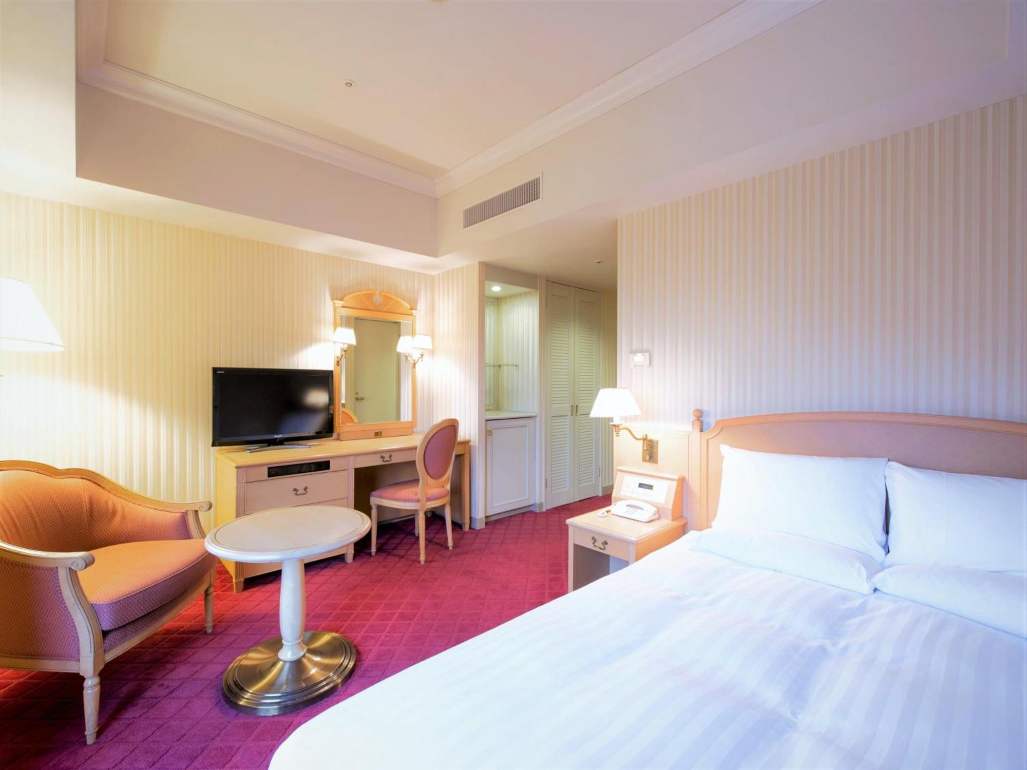 Hotel Okura JR Huis Ten Bosch Sasebo Exterior foto A room at the hotel
